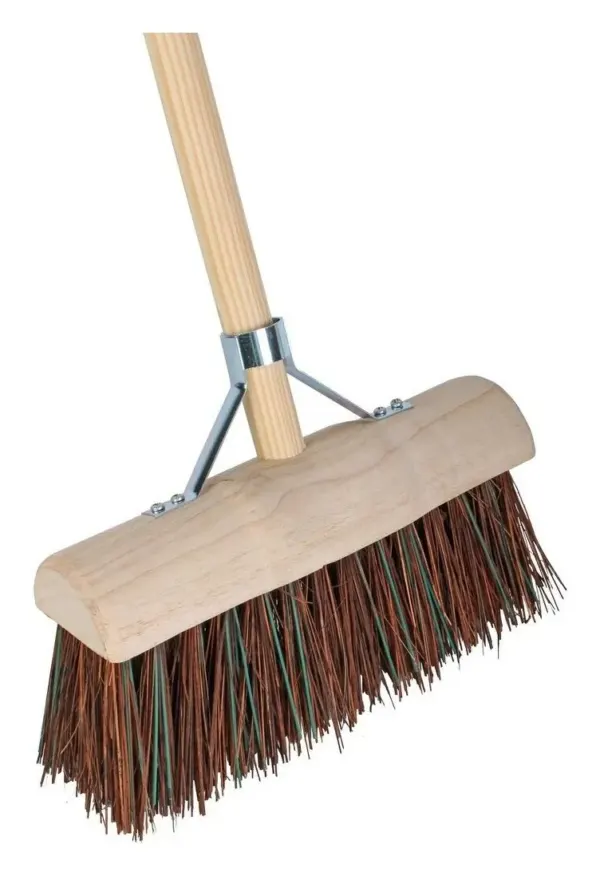 Talen Tools BB25C sherbro bezem halfrond, houten steel 140 cm